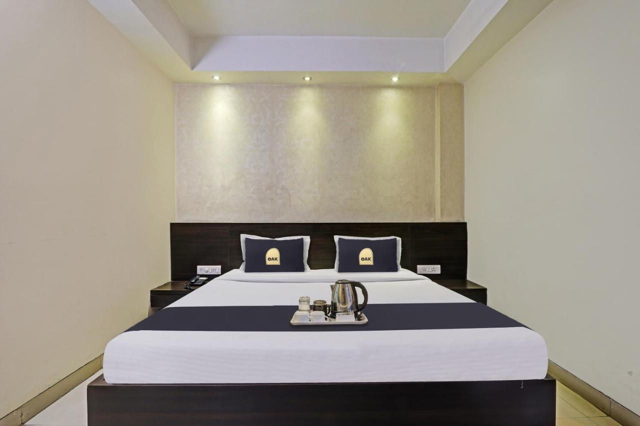 Townhouse Oak Hotel Shelter 러크나우 외부 사진