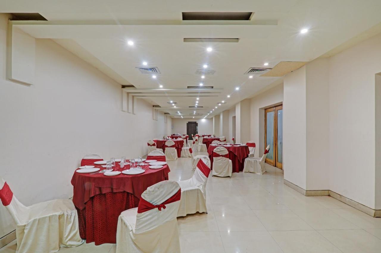 Townhouse Oak Hotel Shelter 러크나우 외부 사진