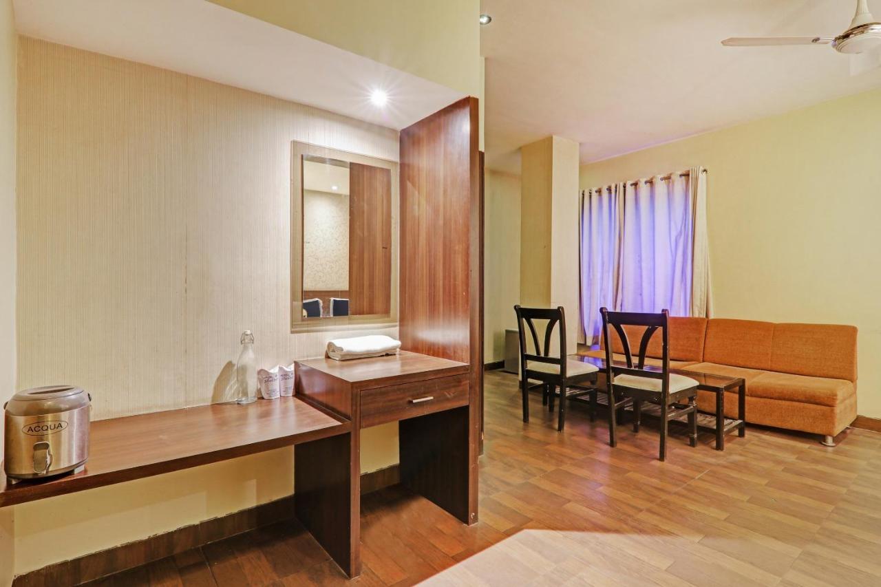 Townhouse Oak Hotel Shelter 러크나우 외부 사진