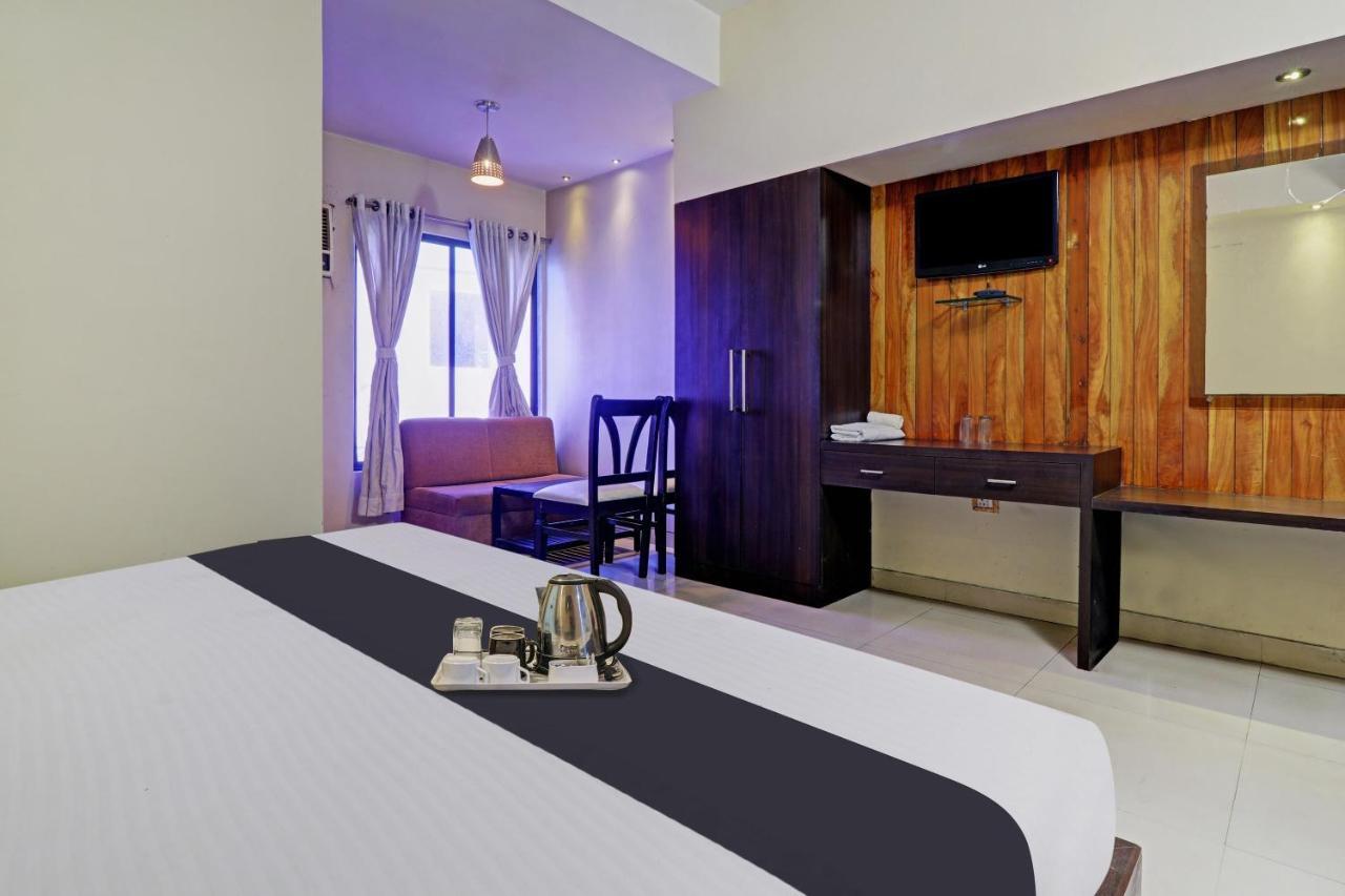 Townhouse Oak Hotel Shelter 러크나우 외부 사진