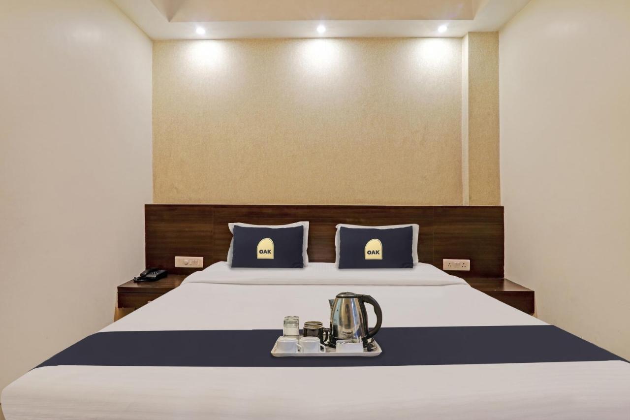 Townhouse Oak Hotel Shelter 러크나우 외부 사진